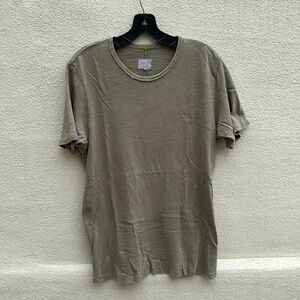 Rag and Bone standard issue t shirt. Army green. Size XS extra small.